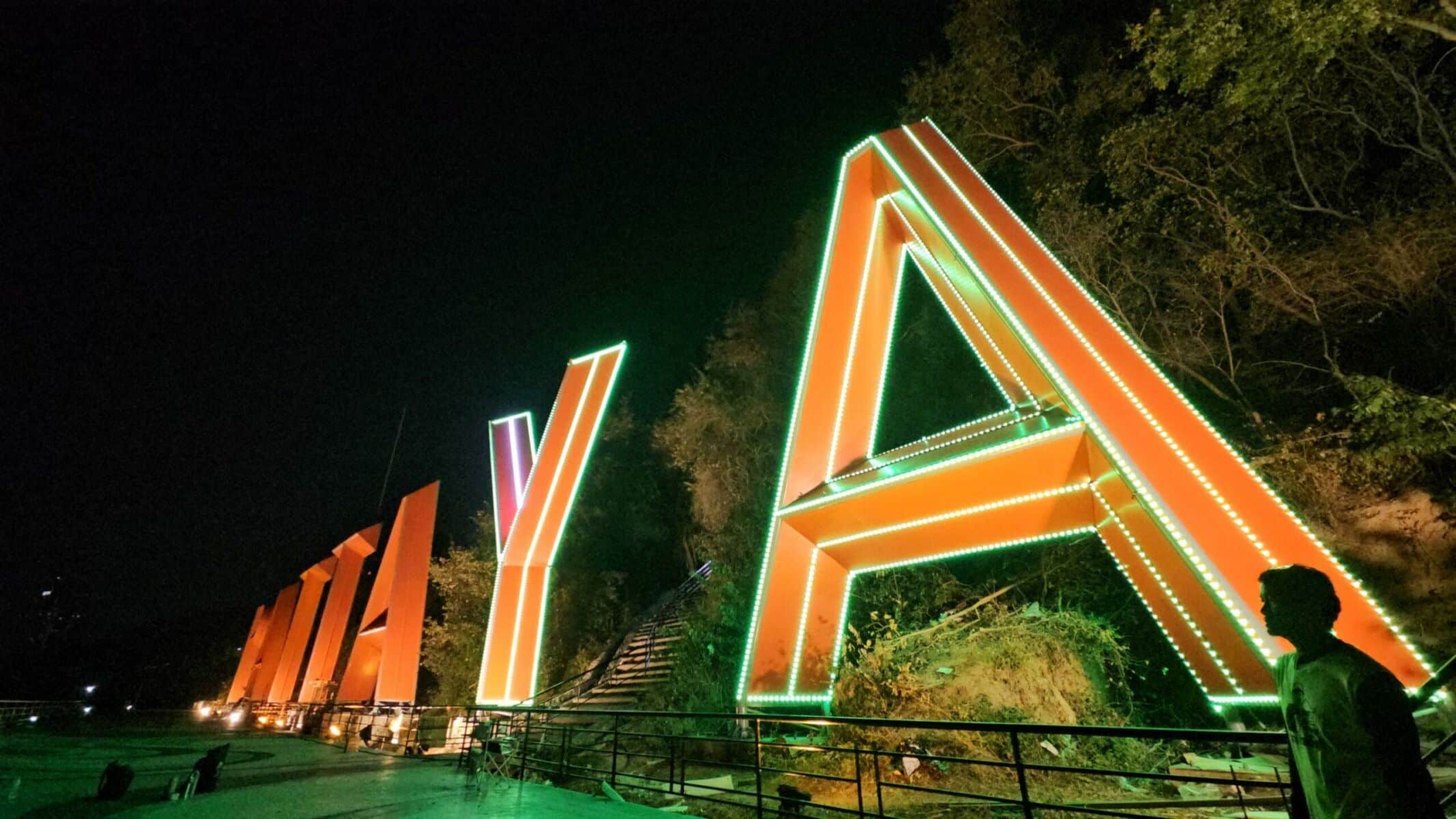 Культовый знак Паттайи получил ослепительное обновление