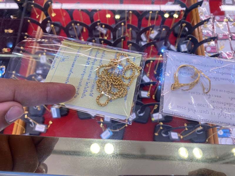 Мужчина из Таиланда арестован после ограбления магазина золотых изделий в поисках подарка на день святого Валентина