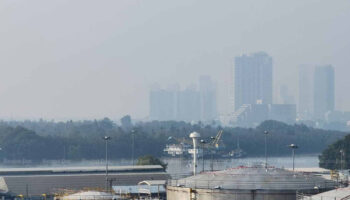 Опасный уровень смога в Бангкоке, Центральных равнинах, восточной части страны