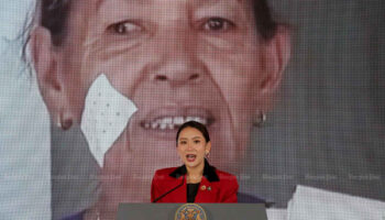 Опрос: Раздаточный материал стоимостью 10 000 фунтов стерлингов влияет на поддержку правительства Таиланда