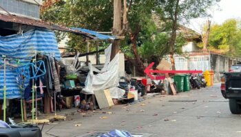 Полиция Паттайи расправляется с наркоманами, поджигающими мусор