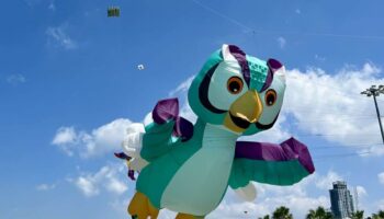 Приготовьтесь стать крутым Джо, когда Снупи взлетит над фестивалем воздушных змеев в Паттайе в 2025 году