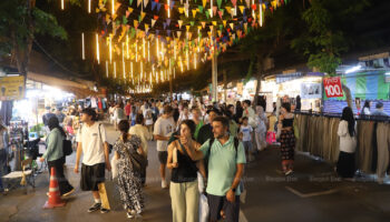 Продавцов выселили из "убыточной’ зоны Чатучак