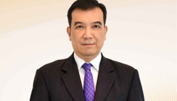 Сучарт берет на себя роль главного борца со взяточничеством