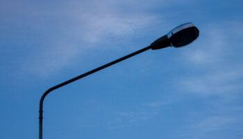 Таиланд рассматривает возможность отключения бесплатного общественного освещения, чтобы снизить счета за электроэнергию