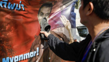 Тайские протестующие выступают против предложения помочь трудовым мигрантам