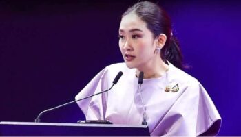 Таксин, по слухам, пропустил встречу с Ньюином из-за политической напряженности