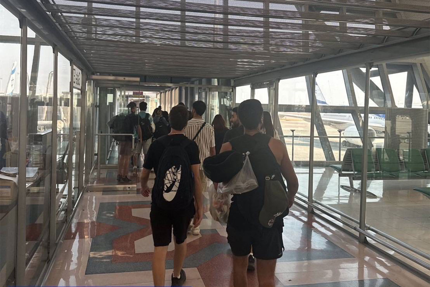 Шеф полиции Таиланда обещает расправиться с неуправляемыми эмигрантами