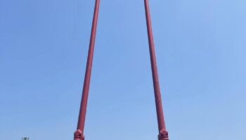 BMA приступила к ремонту гигантских качелей