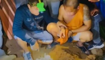 Арест наркоторговцев: два монаха были пойманы во время операции по сбыту метамфетамина в Краби (видео)