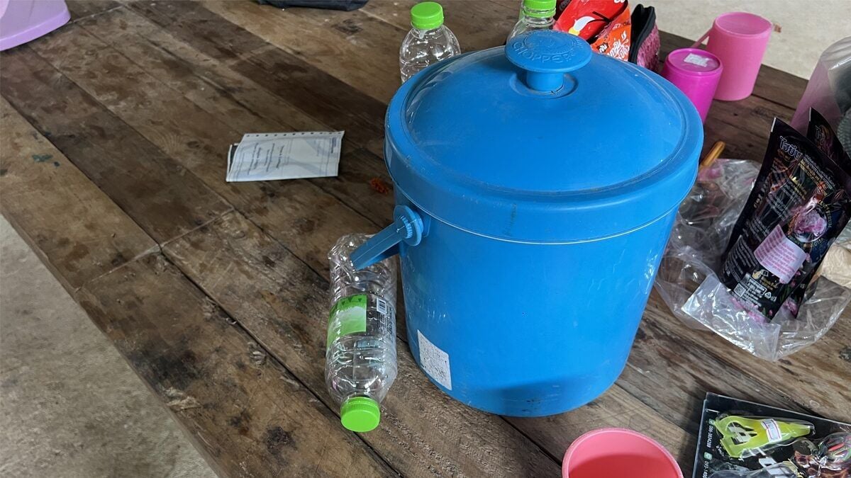 Деревенский герой спасает задыхающегося мужчину с помощью искусственного дыхания после несчастного случая с водой (видео)