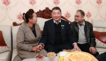 Заместитель премьер-министра Таиланда Пхумтам посетил уйгурскую общину в Синьцзяне