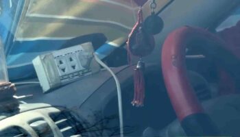 Мужчина найден мертвым в машине за арендованной комнатой в Таиланде