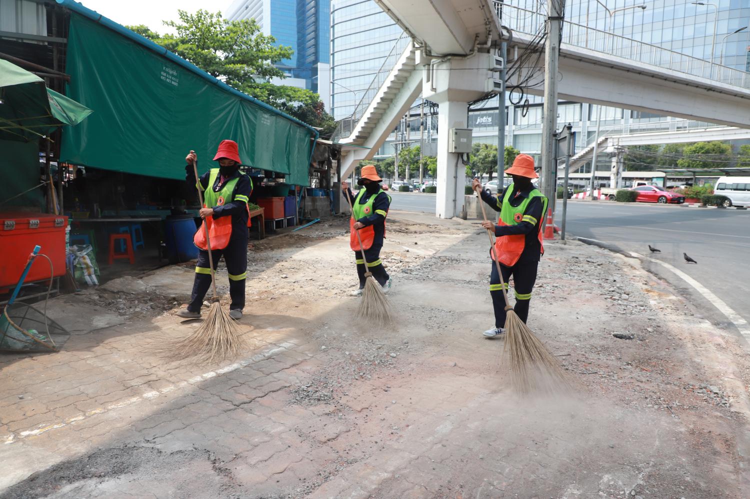 Мэрия расширяет проект по ремонту пешеходных дорожек