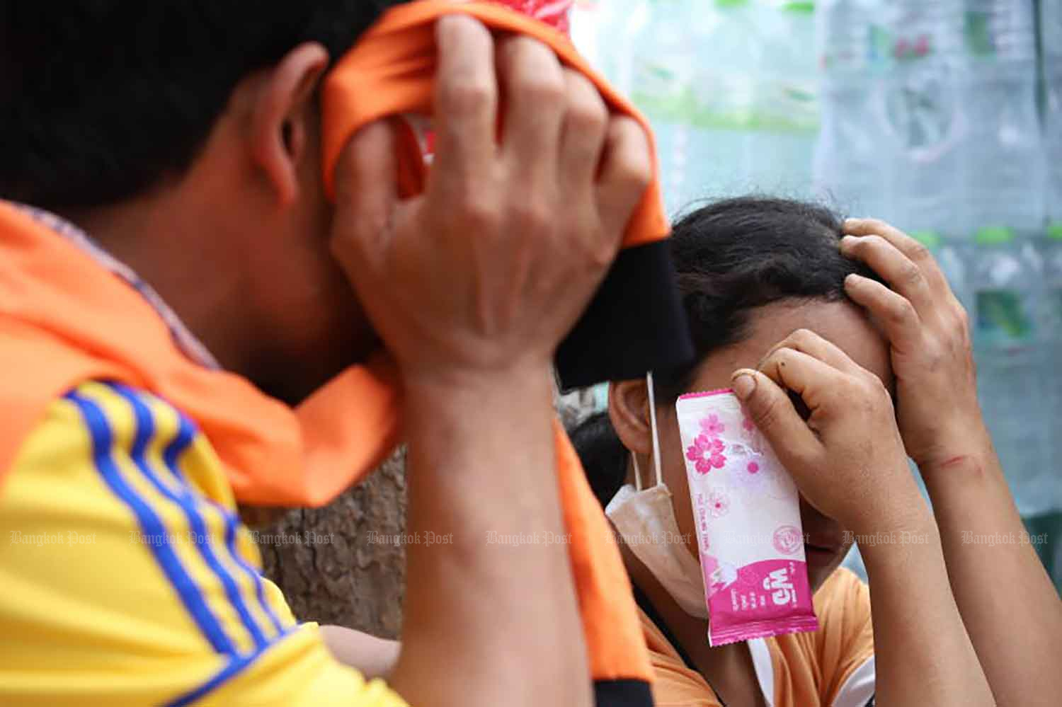 Обратитесь за помощью при нарастании тревожного тремора: ThaiHealth