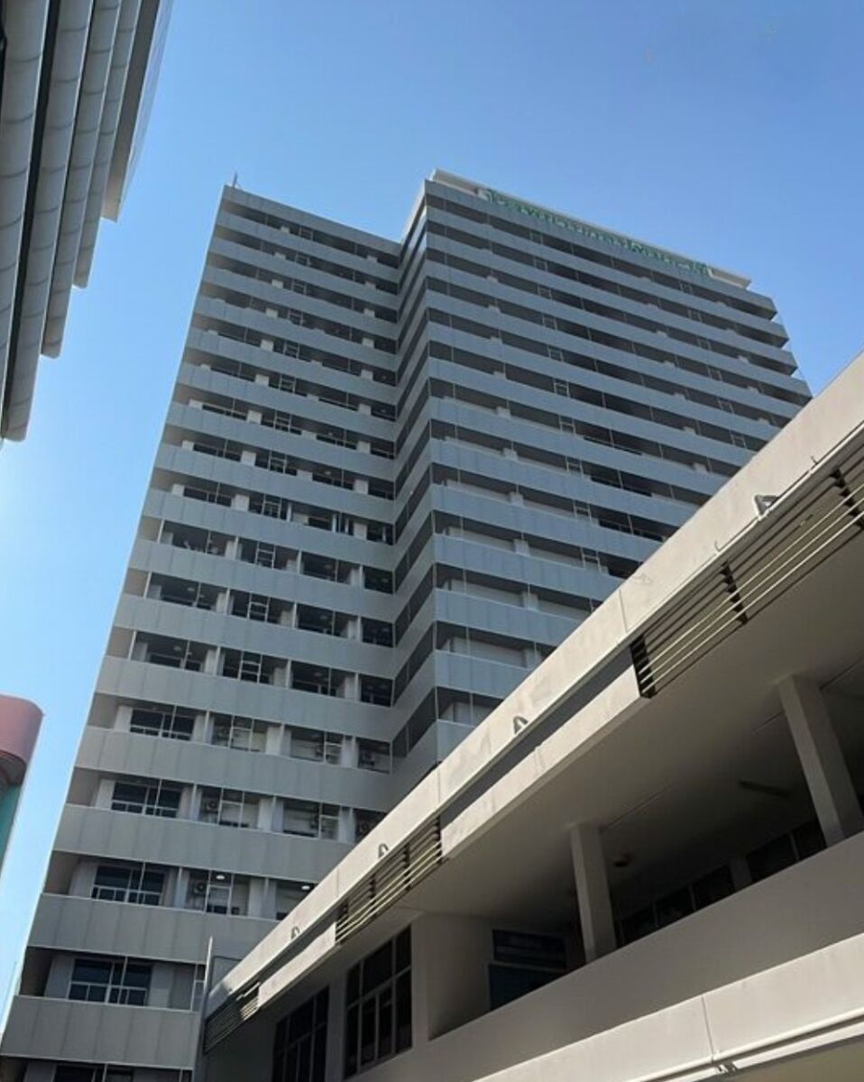 Паника из-за землетрясения: более 100 человек эвакуированы из больницы Патхум Тани