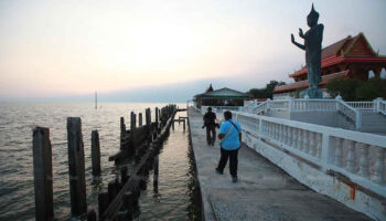 Эксперт: тающий айсберг представляет опасность для побережья Таиланда