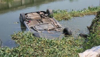 2 человека погибли, 4 получили ранения в результате автомобильной аварии на канале Накхонпатхом