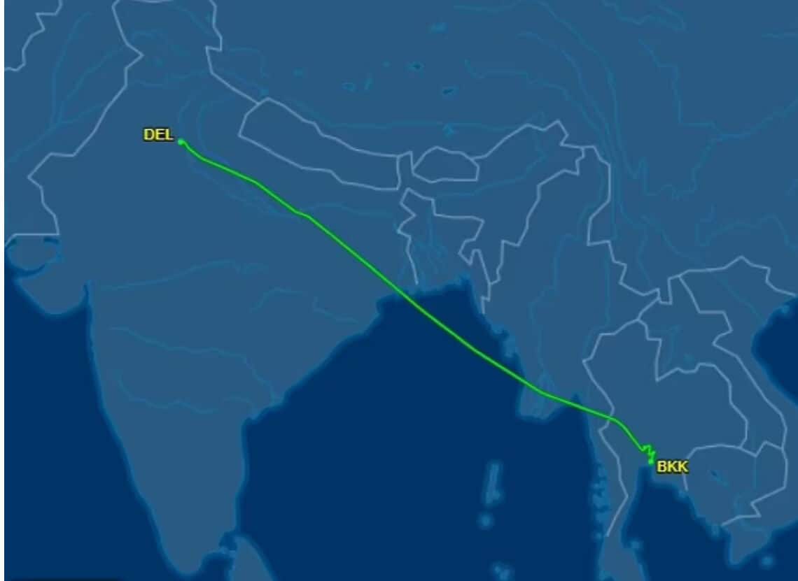 Air India снова оказалась в горячей воде после инцидента с мочой во время полета в Бангкоке
