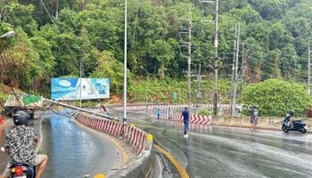 Авария грузовика привела к серьезным сбоям на дороге Пхукета