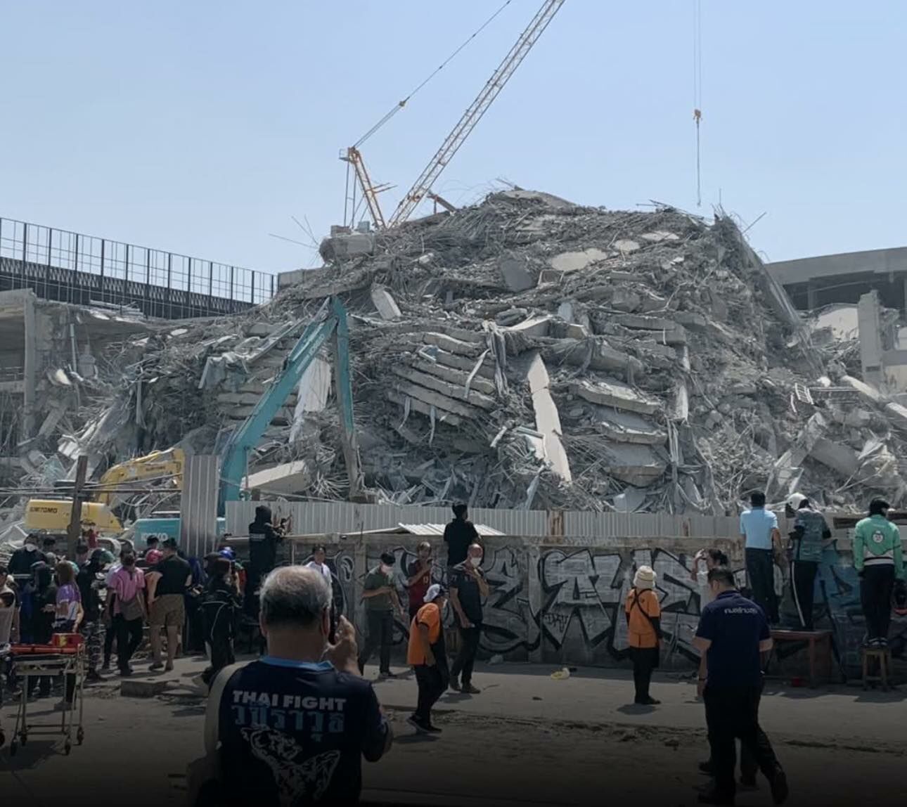 Аудиторское бюро обвиняет тонкие шахты лифтов в обрушении в Бангкоке