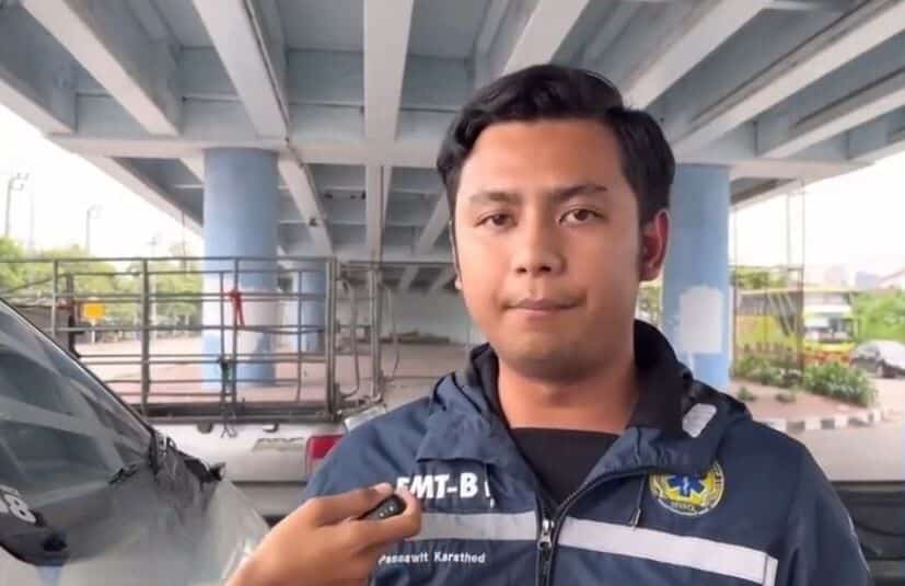 Байкер расчищал дорогу для скорой помощи во время землетрясения в Таиланде (видео)