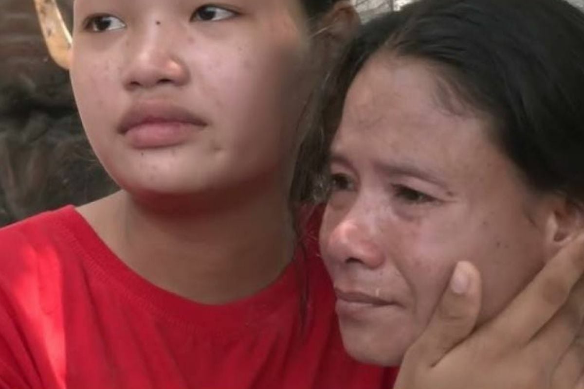 Бирманка нашла любовницу мужа после обрушения здания