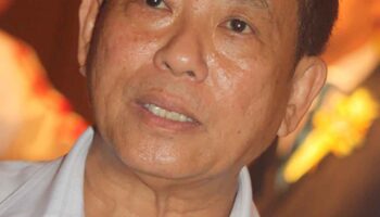 Бывший глава Национального бюро буддизма, проходившего в США