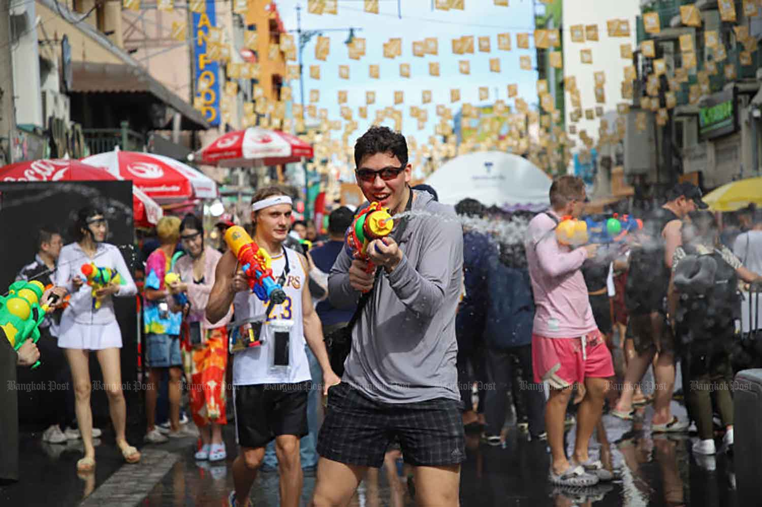 В Бангкоке начинается настоящий праздник