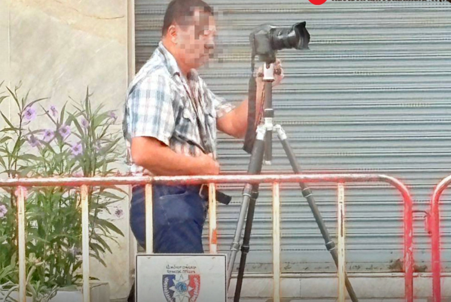 В Паттайе задержали пару за съемку секс-видео на тротуаре