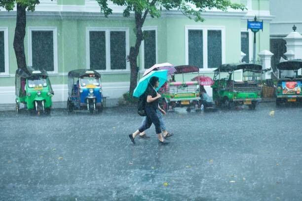 Грозы и сильный ветер обрушатся на 50 провинций Таиланда