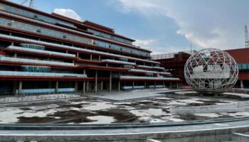 Депутат парламента обрушился с критикой на "некомпетентную" NBTC в ее заброшенной штаб-квартире