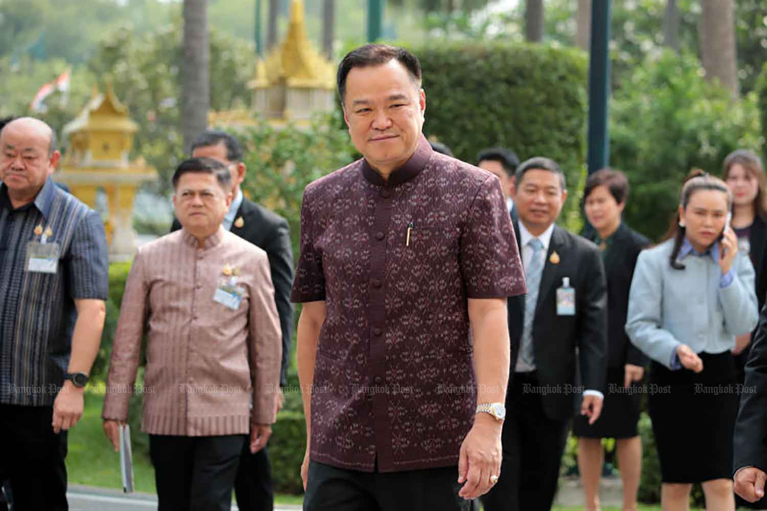 "Дружба не испортит расследование" обрушения башни в Бангкоке: Анутин