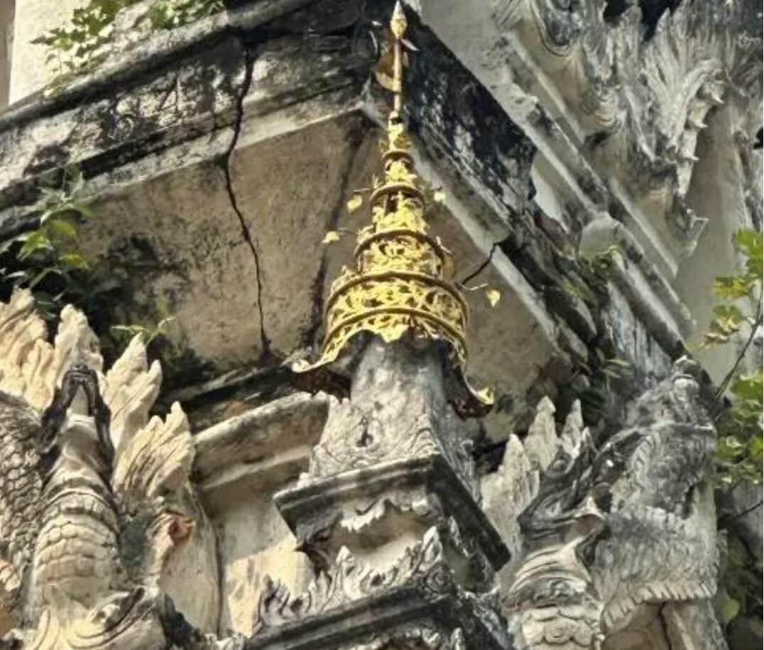 Землетрясение повредило храмы Чиангмая, ведутся восстановительные работы