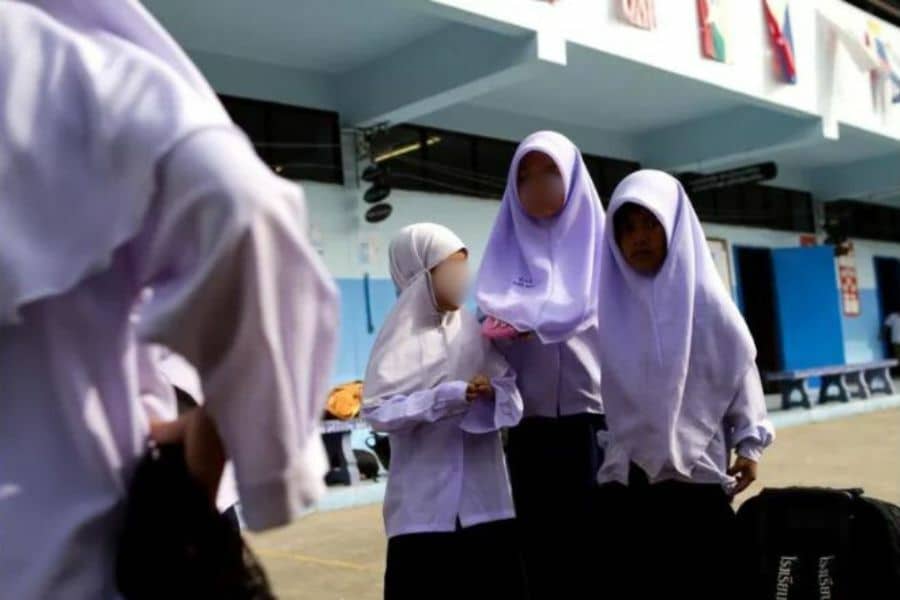 Кабинет министров Таиланда одобрил повышение заработной платы исламским учителям на сумму 721 млн бат