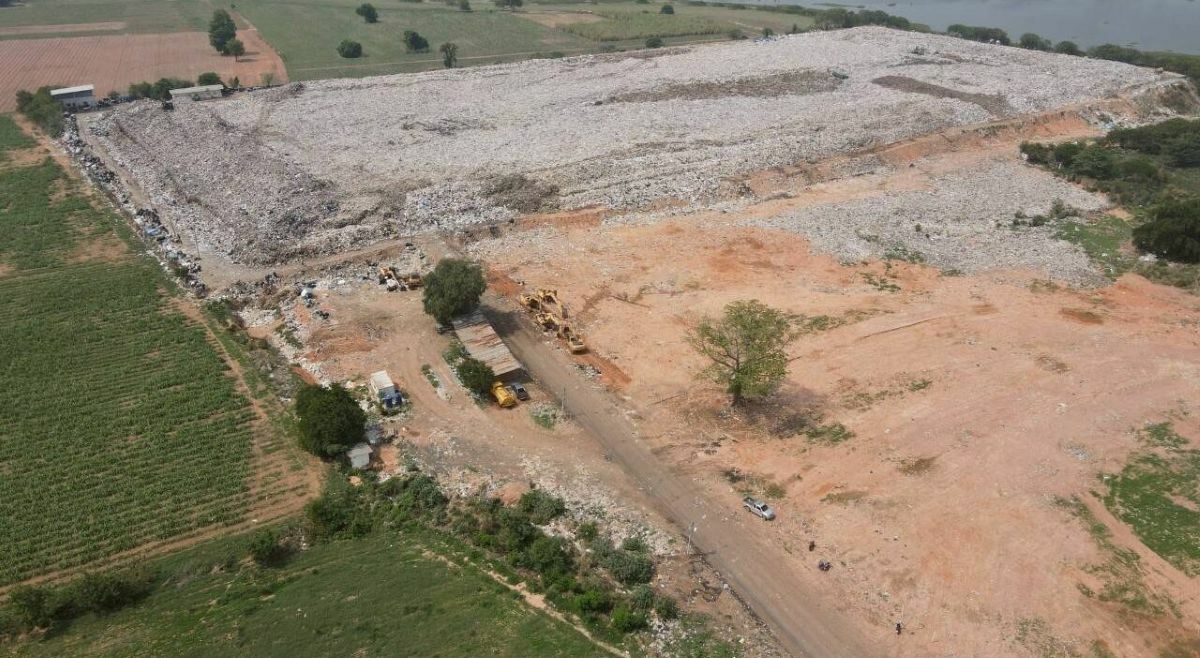 Кризис с отходами в Накхонратчасиме обостряется из-за того, что военные прекращают утилизацию отходов