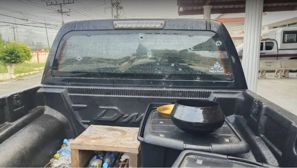 Монах-подросток погиб в результате нападения на полицейский эскорт в Сонгкхле