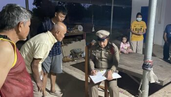 Мужчина трагически погиб от удара молнии, когда собирал листья кафрского лайма