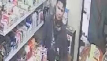 На владельца магазина "Чумпхон" совершено нападение, украдено золотое ожерелье