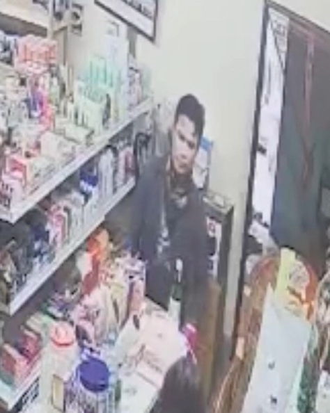 На владельца магазина "Чумпхон" совершено нападение, украдено золотое ожерелье