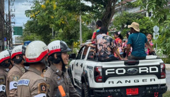? Несчастные случаи, число погибших во время праздничных поездок на Сонгкран сократилось