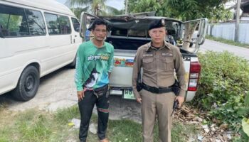 Новорожденный, брошенный в пикапе на Пхукете, спасен