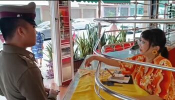 Отважный владелец предотвратил попытку ограбления ювелирного магазина в Ясотоне