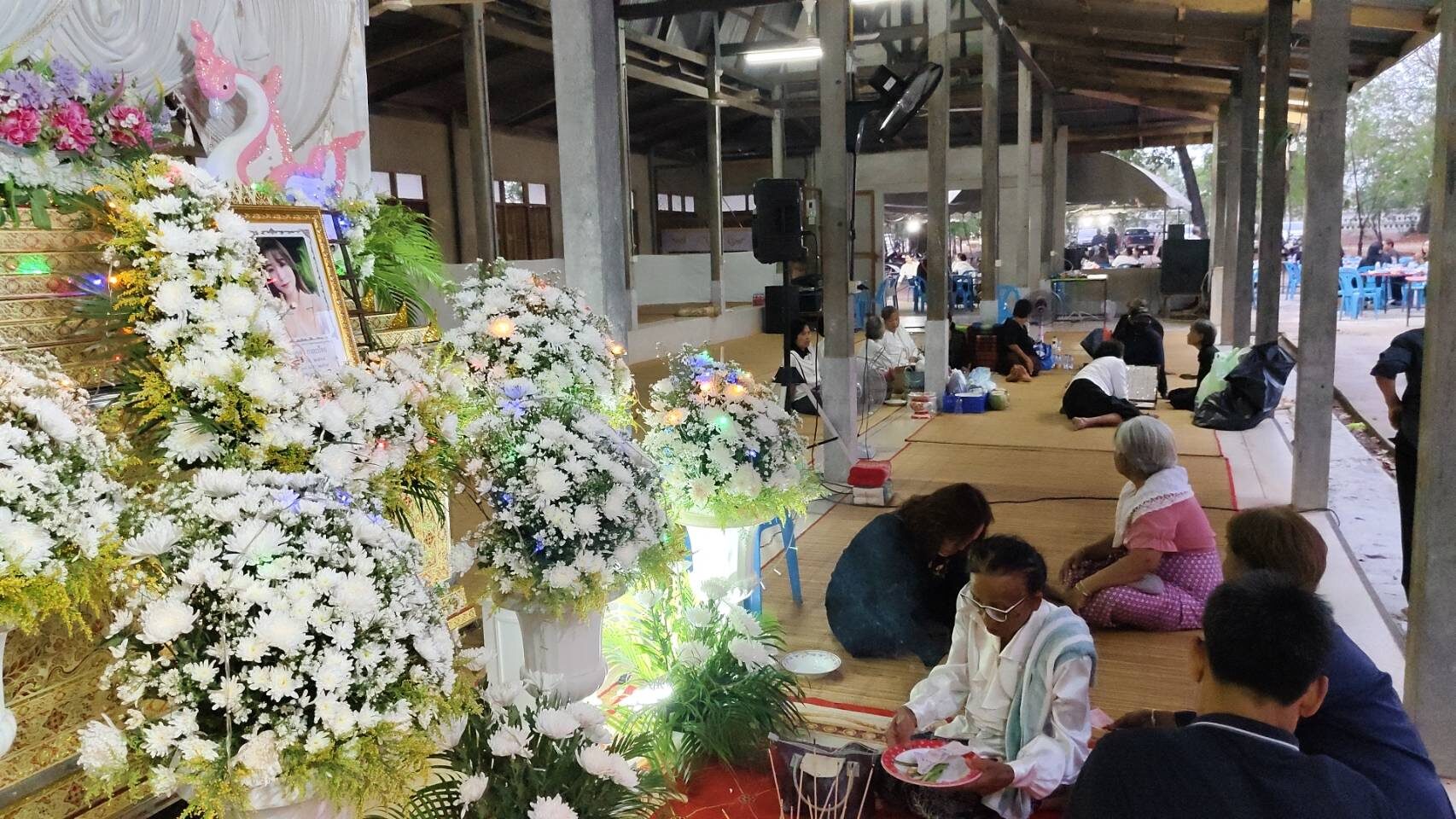 Отец добивается справедливости для дочери, предположительно убитой в Амнат Чароене