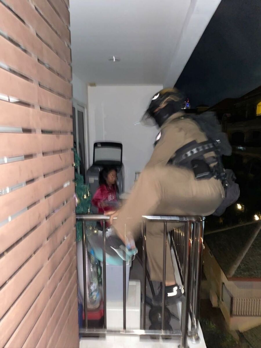 Полицейский из Паттайи достигает новых высот в дерзком спасении беспомощного ребенка