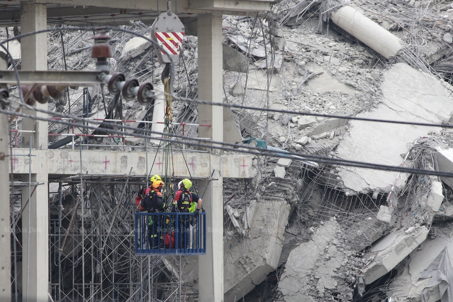 При строительстве рухнувшей бангкокской башни использовалась "некачественная сталь"