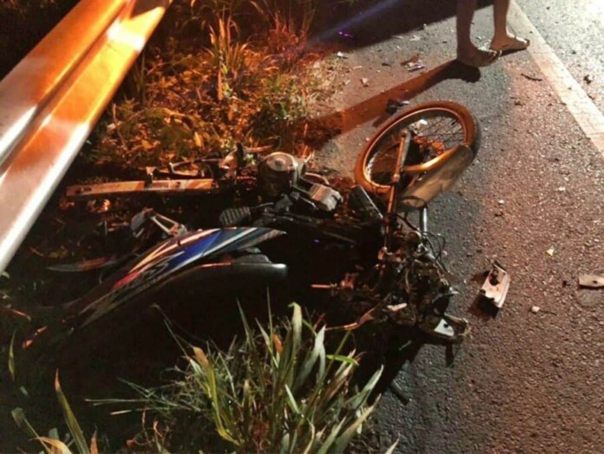 Пьяный водитель в Лампхуне сбил механика в предрассветной аварии