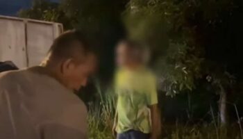 Пьяный водитель пикапа врезался в семью и помешал оказанию медицинской помощи