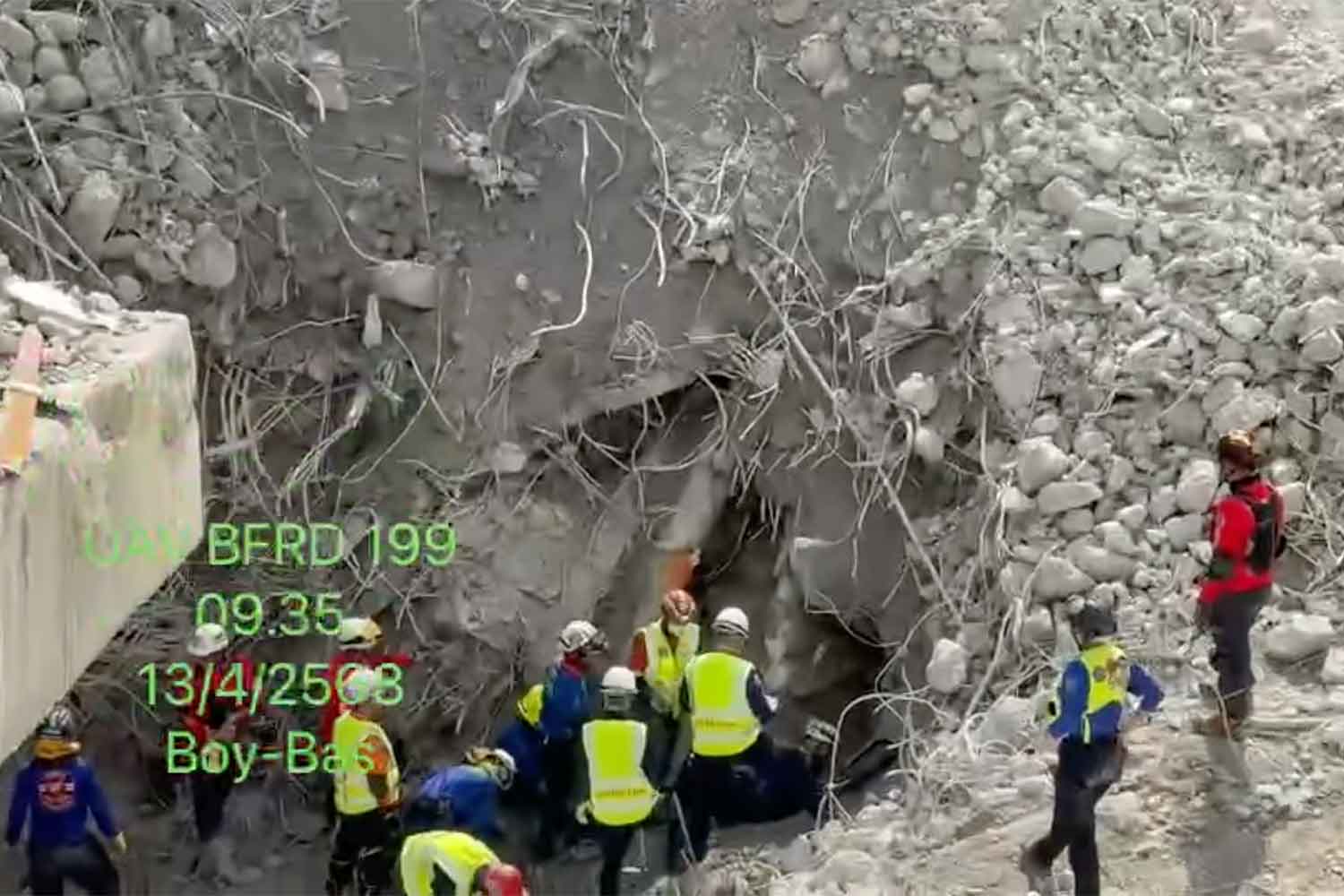 Расследование по делу о разрушении небоскреба в Бангкоке завершено на 50%