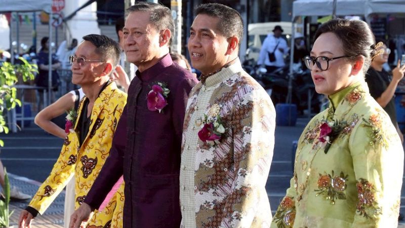 Саватди пи май! Пхукет отмечает Сонгкран